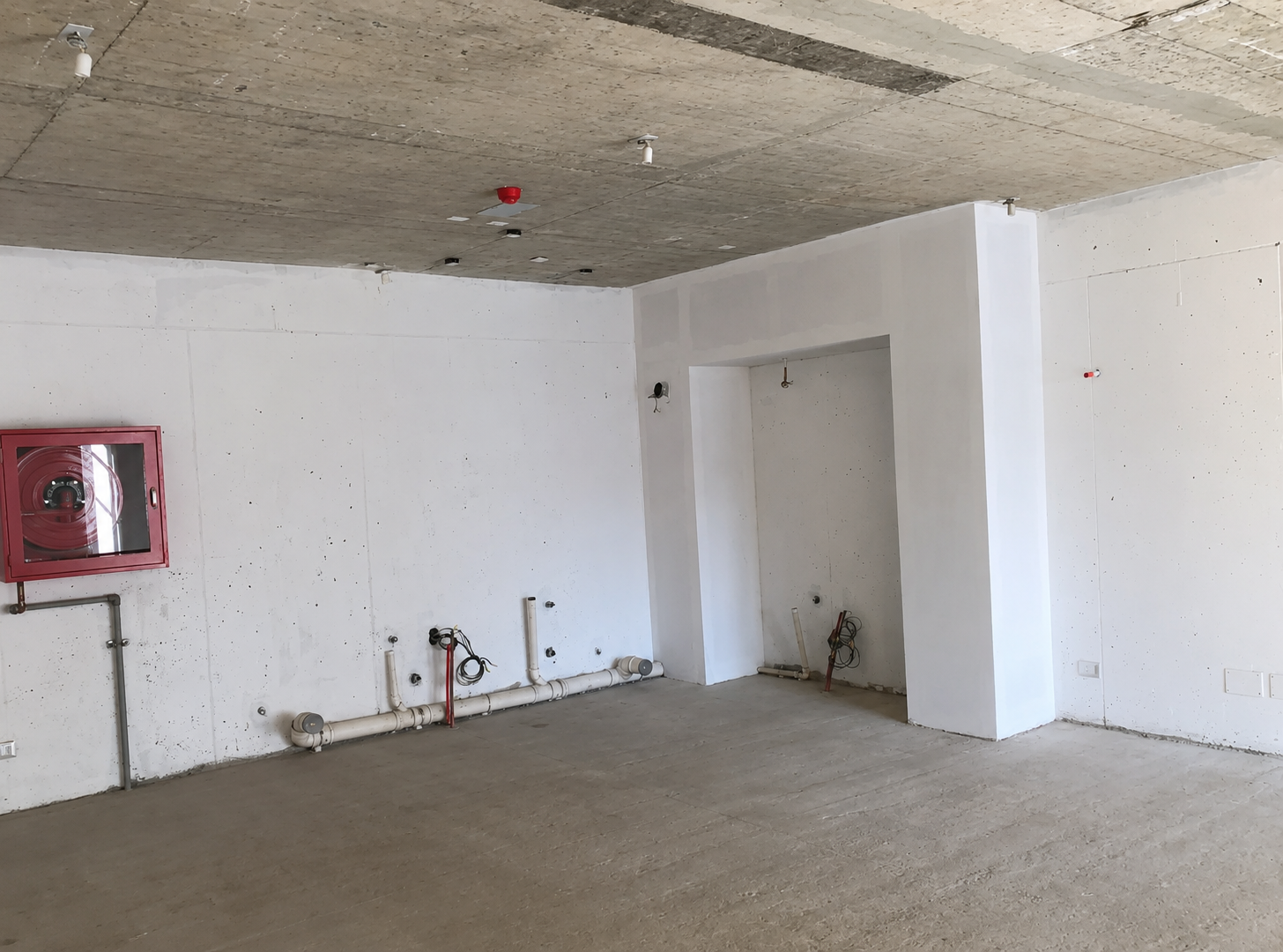ARRIENDO LOCAL COMERCIAL LOS LEONES, PROVIDENCIA