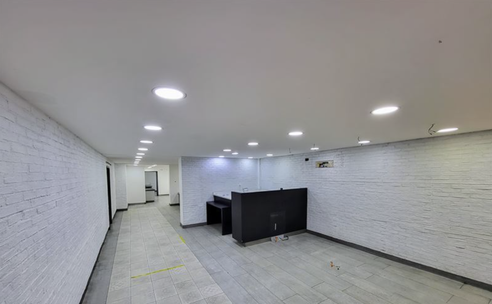 2 ARRIENDO LOCAL COMERCIAL | ISIDORA GOYENECHEA, LAS CONDES