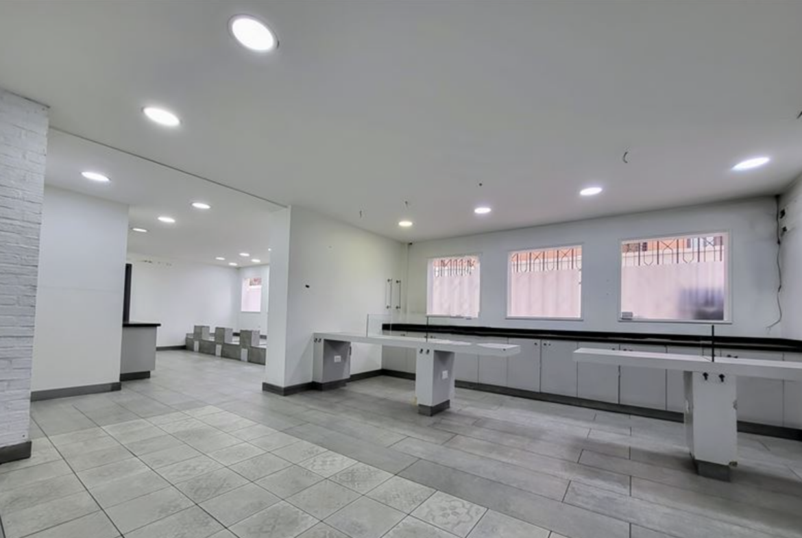 ARRIENDO LOCAL COMERCIAL | ISIDORA GOYENECHEA, LAS CONDES