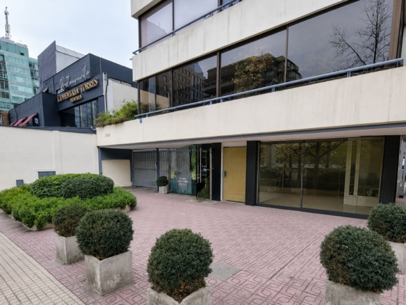 ARRIENDO LOCAL COMERCIAL | ISIDORA GOYENECHEA, LAS CONDES
