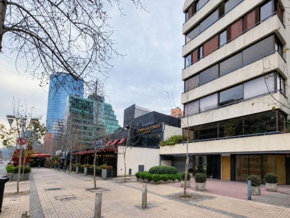 ARRIENDO LOCAL COMERCIAL | ISIDORA GOYENECHEA, LAS CONDES