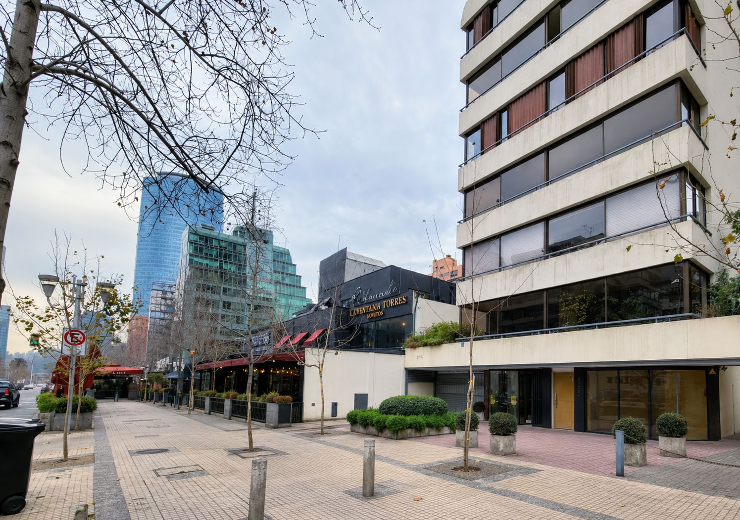 9 ARRIENDO LOCAL COMERCIAL | ISIDORA GOYENECHEA, LAS CONDES