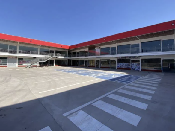 STRIP CENTER EN VENTA – LAMPA | 26 LOCALES ARRENDADOS