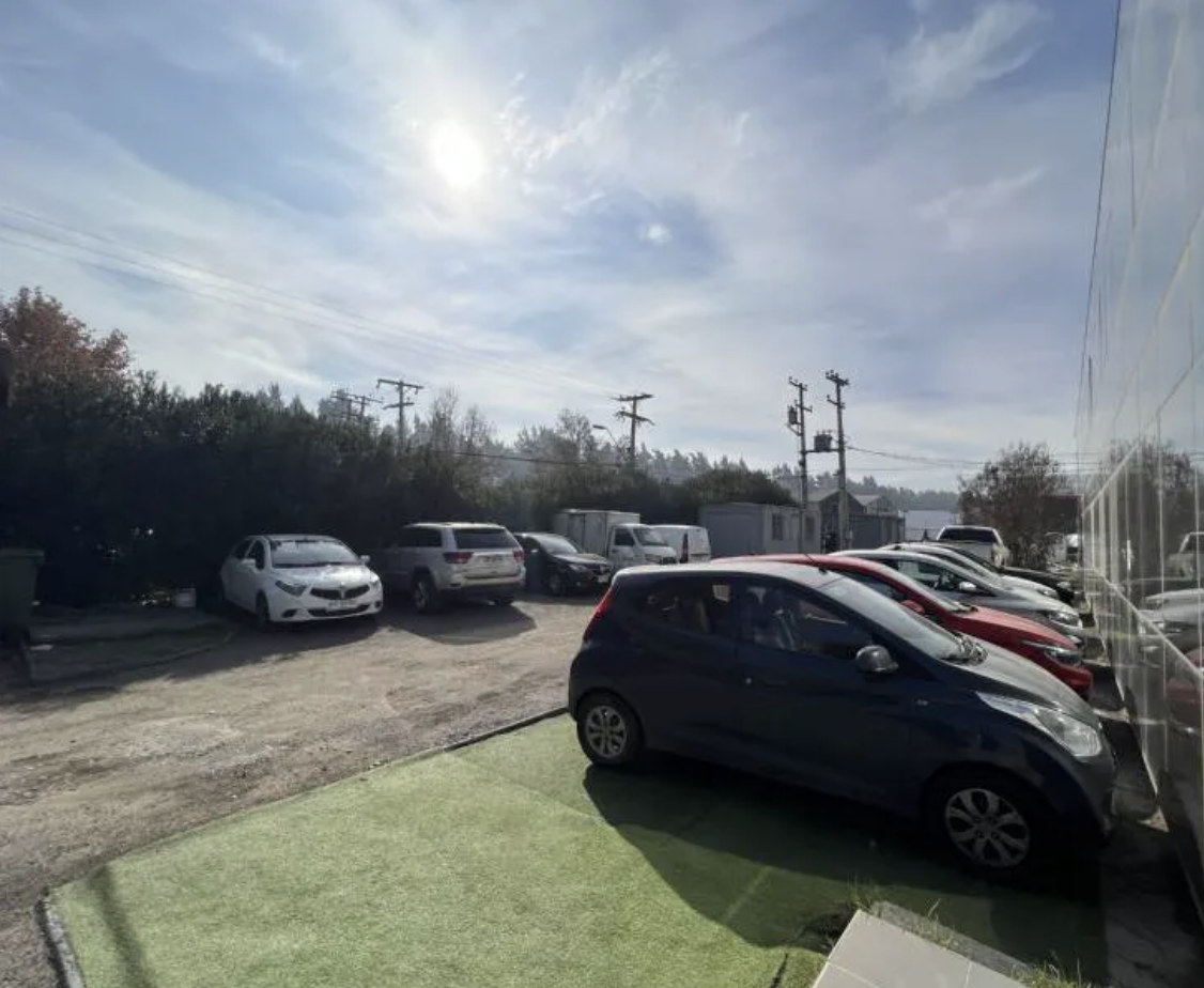 BODEGA INDUSTRIAL CON OFICINAS EN VENTA