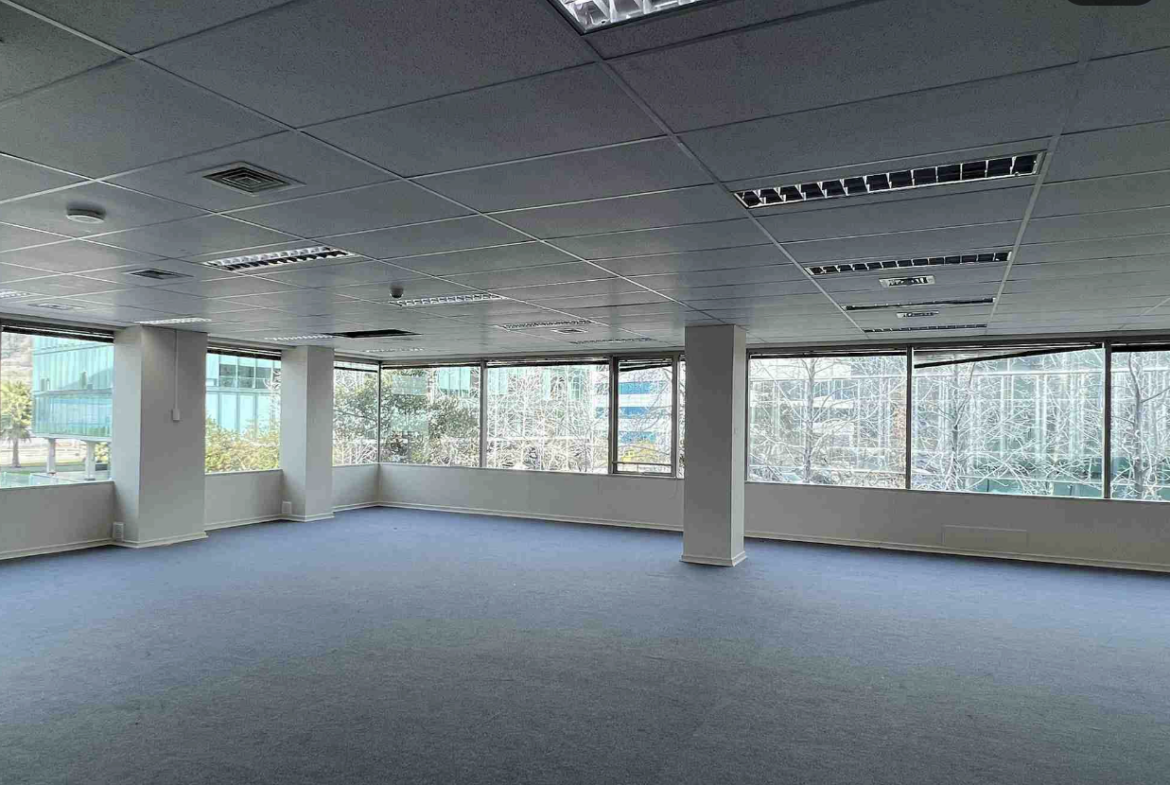 OFICINA EN ARRIENDO | CIUDAD EMPRESARIAL, HUECHURABA