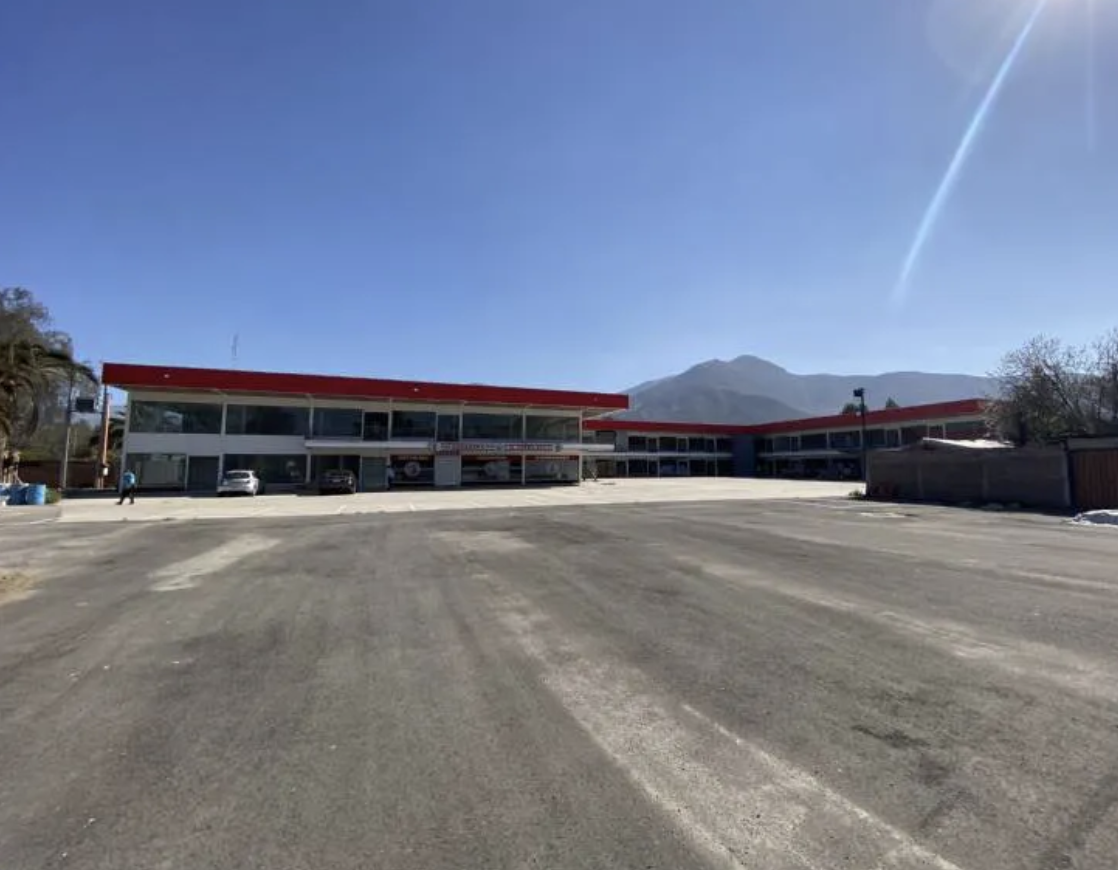 2. STRIP CENTER EN VENTA – LAMPA | 26 LOCALES ARRENDADOS