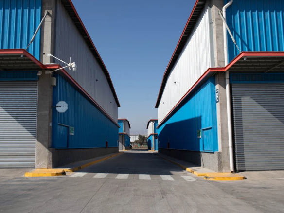 BODEGAS EN ARRIENDO | VALLE GRANDE – LAMPA