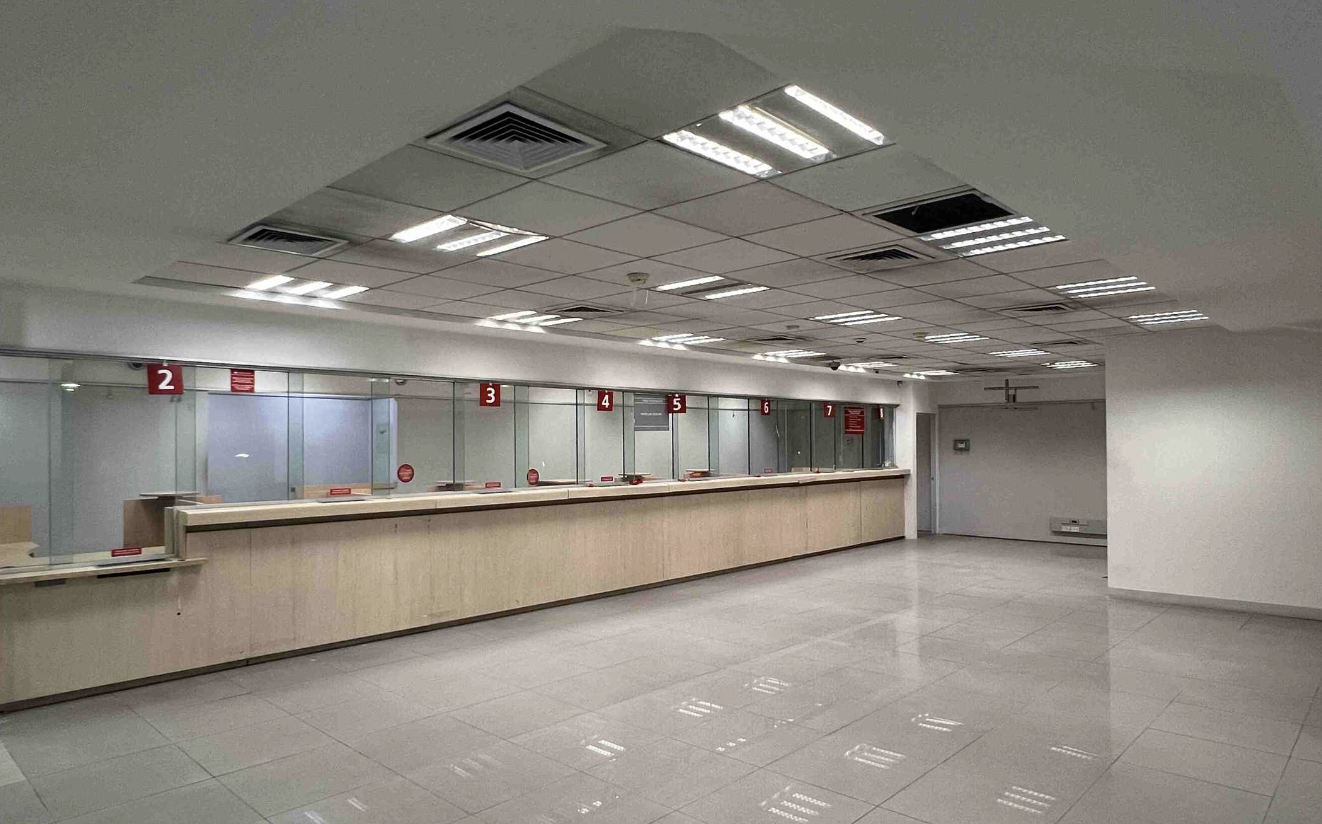 ARRIENDO LOCAL COMERCIAL | NUEVA YORK 69, SANTIAGO
