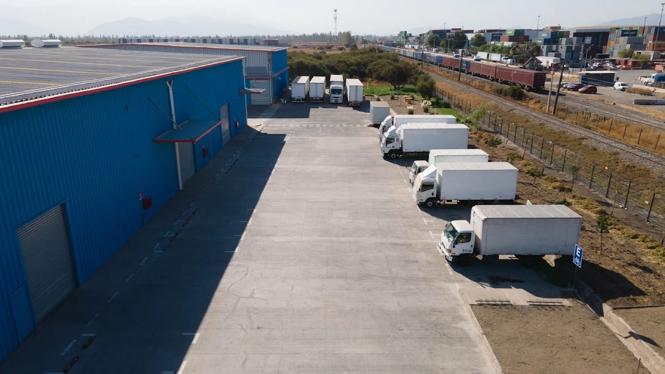 4 BODEGAS EN ARRIENDO | VALLE GRANDE – LAMPA