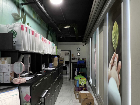 ARRIENDO LOCAL/OFICINA | EDIFICIO PUENTE SUECIA