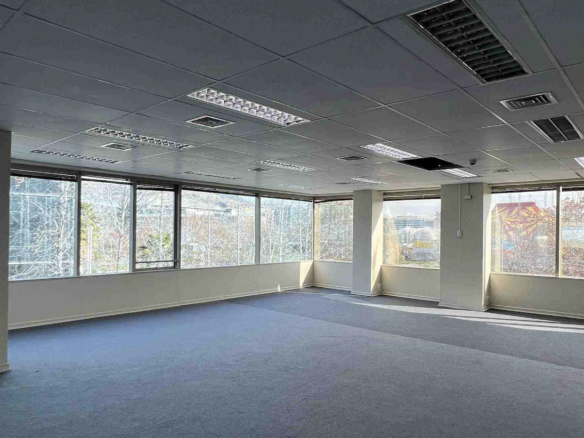 OFICINA EN ARRIENDO | CIUDAD EMPRESARIAL, HUECHURABA