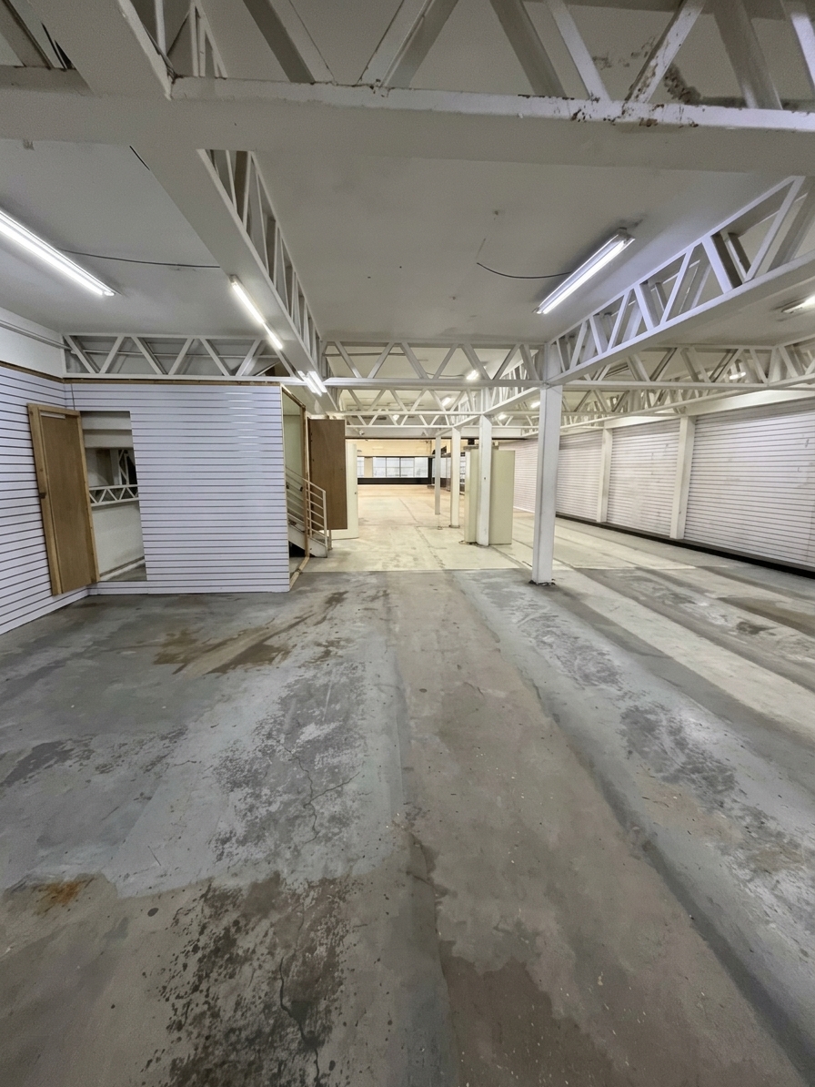 LOCAL COMERCIAL EN ESQUINA  |  CENTRO DE CONCEPCIÓN