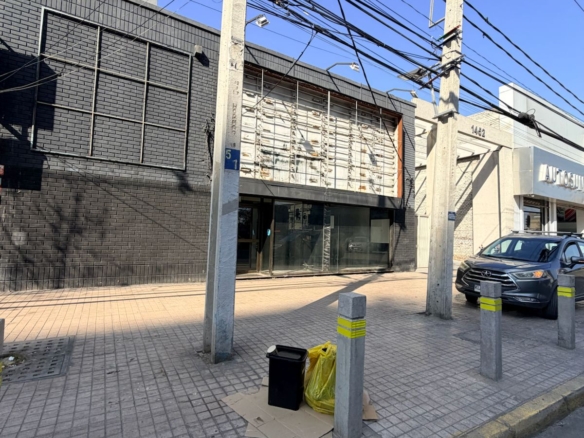 VENTA /ARRIENDO LOCAL COMERCIAL | AV. VICUÑA MACKENNA