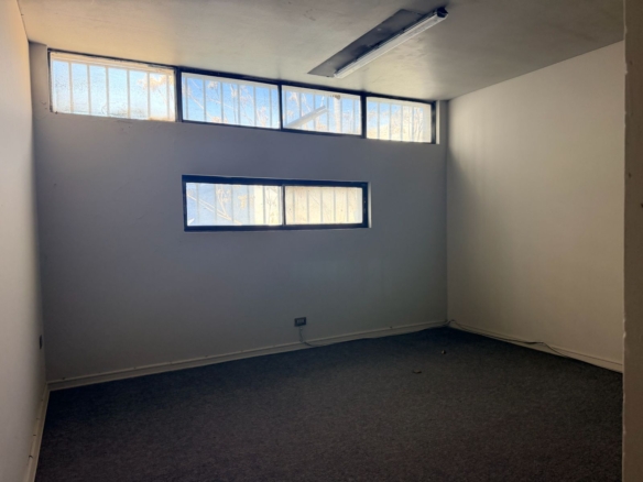 VENTA /ARRIENDO LOCAL COMERCIAL | AV. VICUÑA MACKENNA