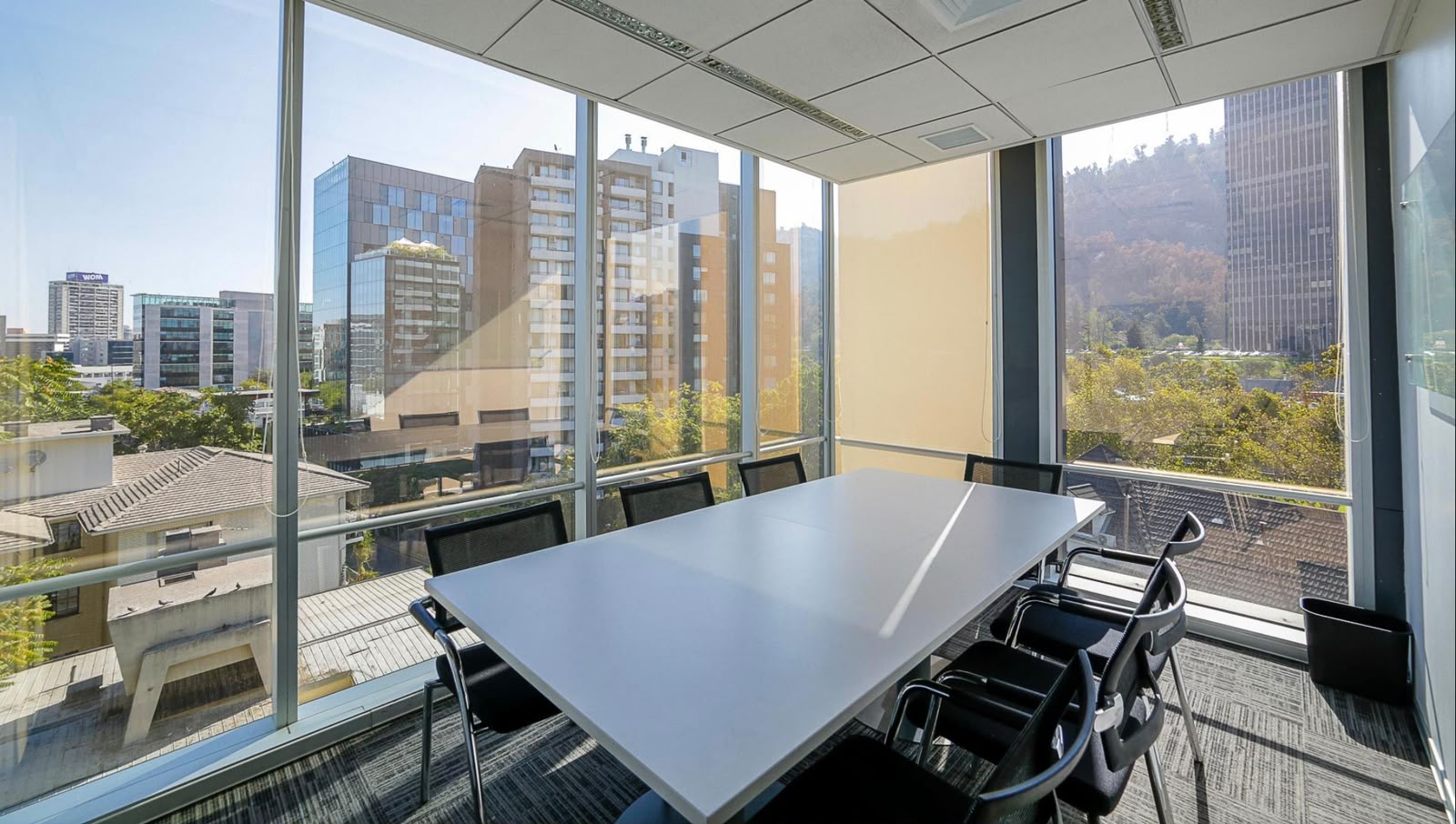 18 ARRIENDO OFICINA PLAZA BELLET | PROVIDENCIA