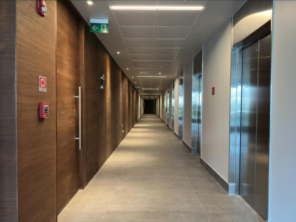 ARRIENDO OFICINAS CORPORATIVAS | ED. ALMIRANTE PASTENE