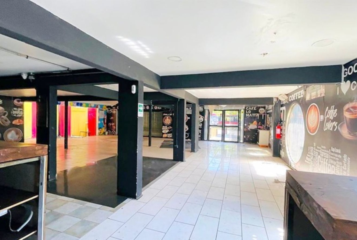 ARRIENDO LOCAL | AV. VITACURA – LO MATTA, VITACURA