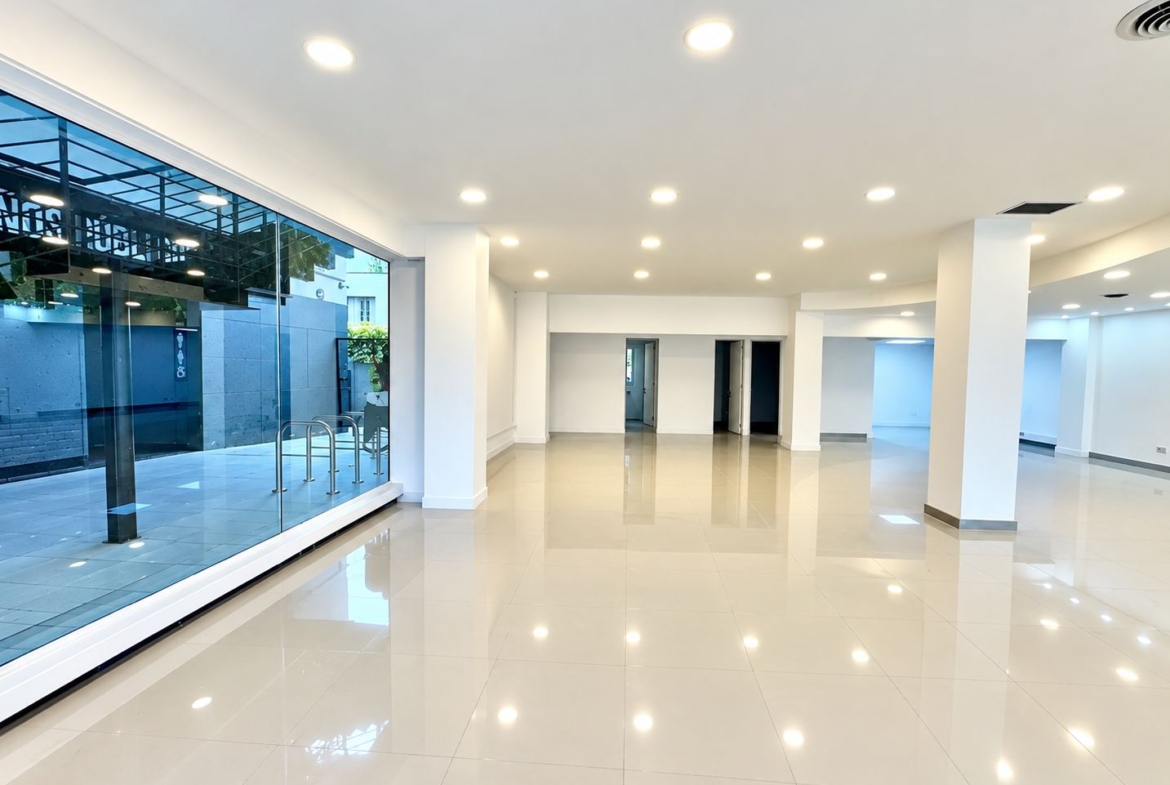 LOCALES COMERCIALES EN ARRIENDO | FONTOVA STRIP CENTER