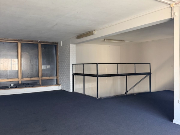 VENTA /ARRIENDO LOCAL COMERCIAL | AV. VICUÑA MACKENNA