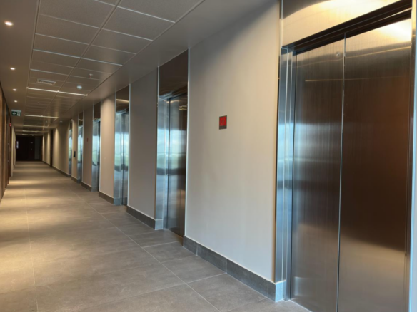 ARRIENDO OFICINAS CORPORATIVAS | ED. ALMIRANTE PASTENE