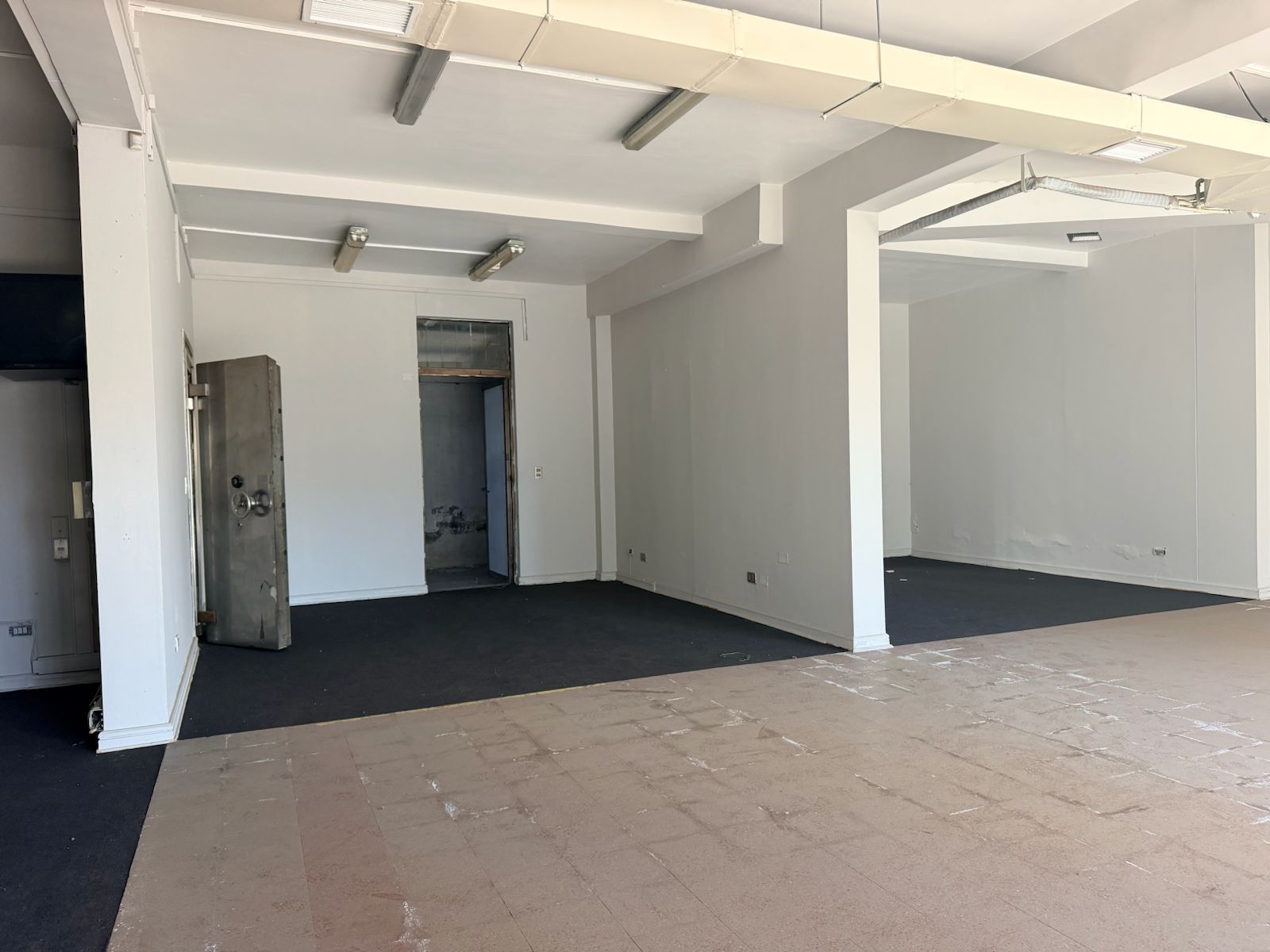 5 VENTA /ARRIENDO LOCAL COMERCIAL | AV. VICUÑA MACKENNA