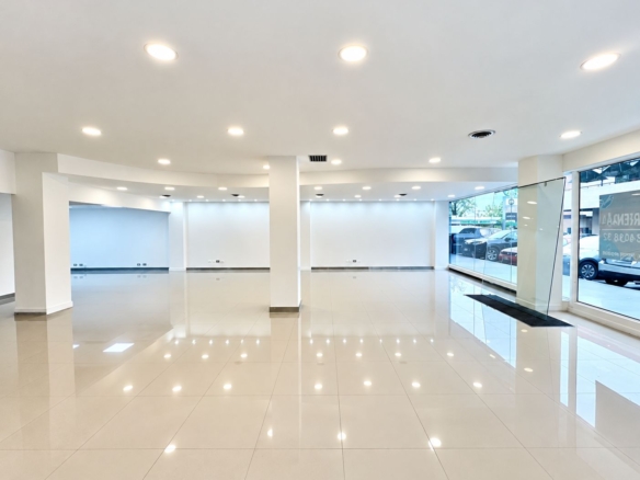 LOCALES COMERCIALES EN ARRIENDO | FONTOVA STRIP CENTER