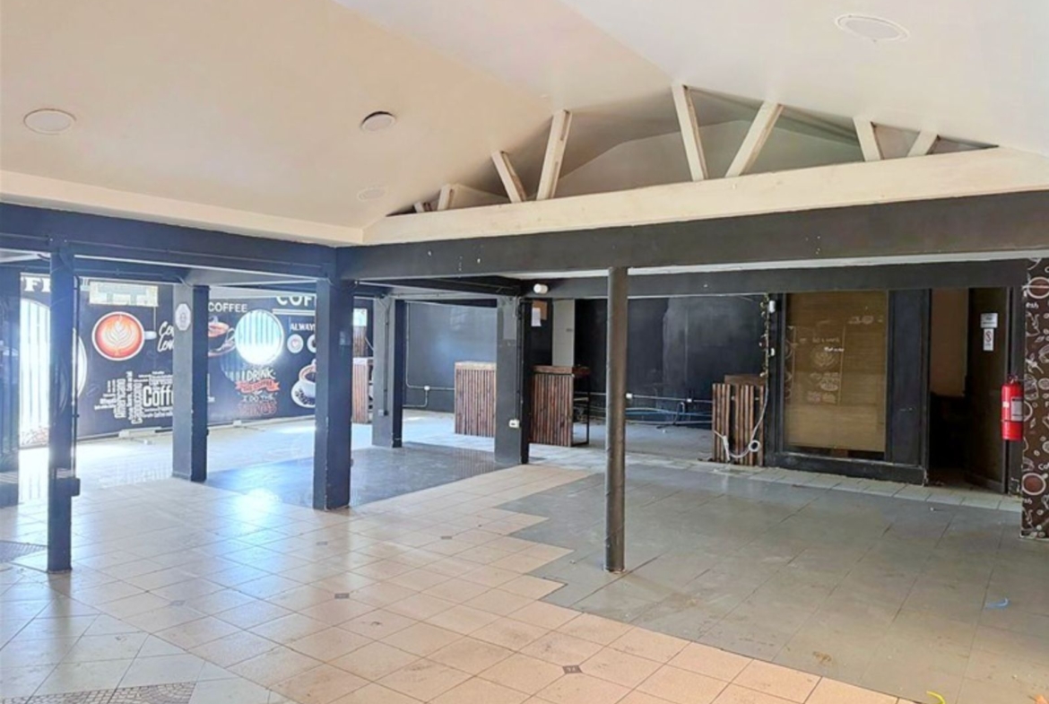 ARRIENDO LOCAL | AV. VITACURA – LO MATTA, VITACURA