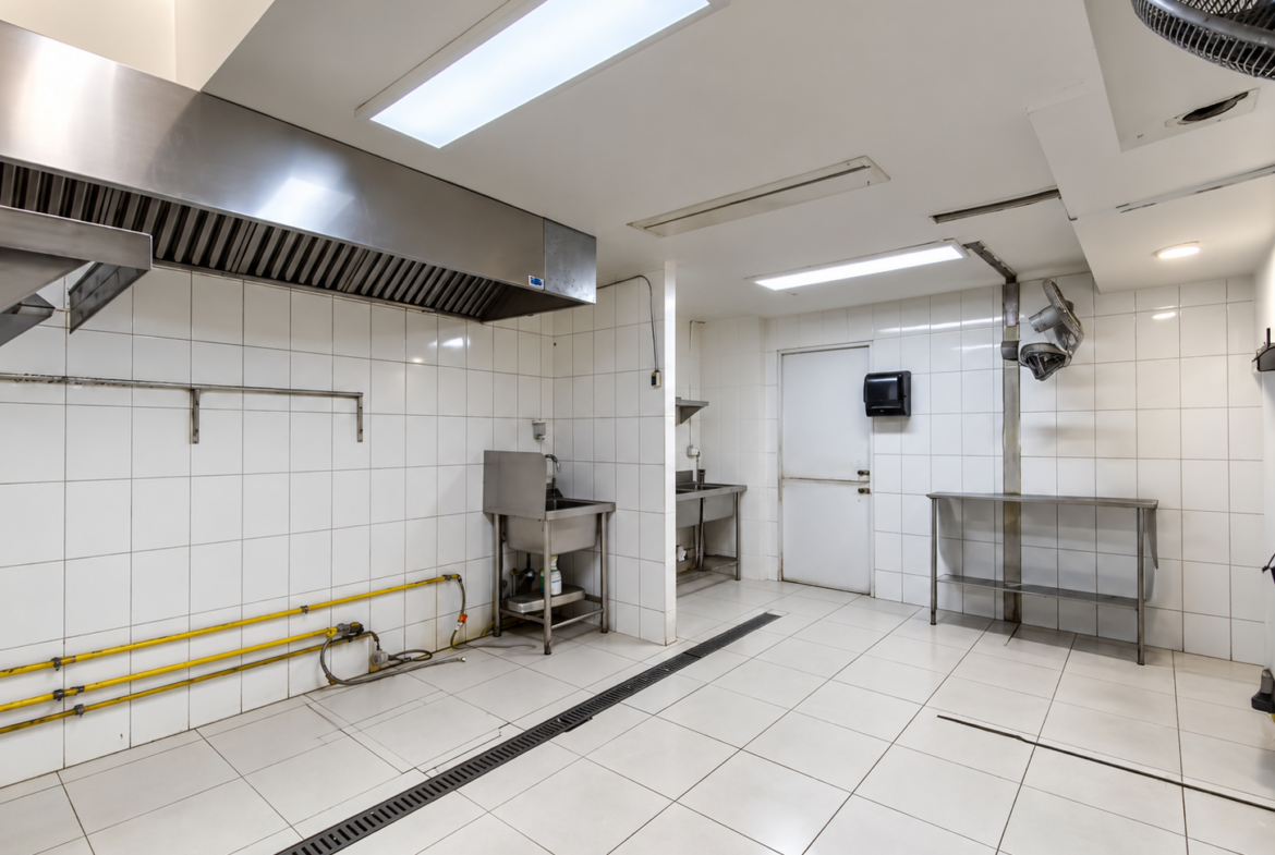 VENTA-ARRIENDO LOCAL STAND ALONE | TABANCURA, VITACURA