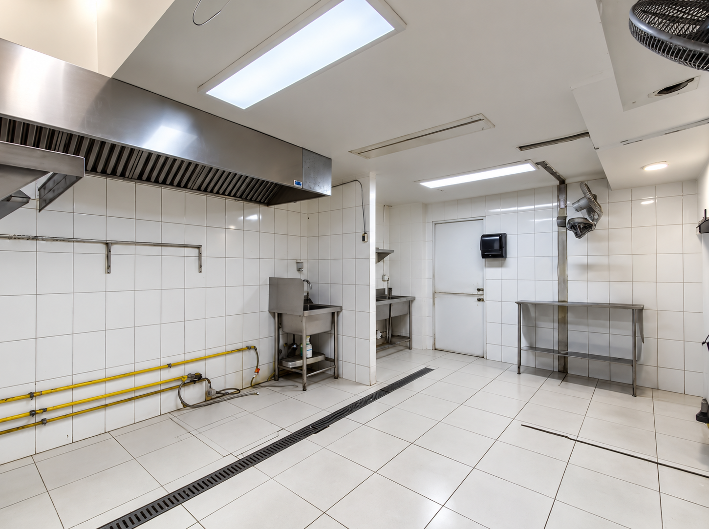 7 VENTA-ARRIENDO LOCAL STAND ALONE | TABANCURA, VITACURA